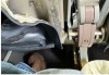 航空公司用胶带粘飞机舷窗？乘客曝光，"我会吓到要直接下飞机"！航司回应：符合安全规范