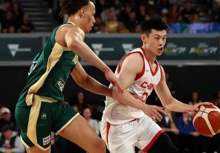 中国男篮vs澳大利亚男篮(中国男篮vs澳大利亚男篮回放)