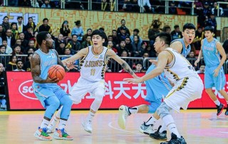 广厦vs新疆男篮(cba广厦对新疆的比分预测)