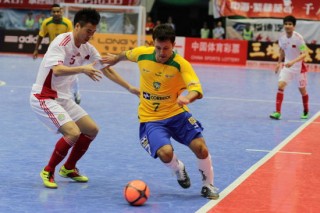 国际足球新浪体育(国际足球新闻新浪竞技)