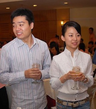 丁俊晖和潘晓婷结婚照(丁俊晖和潘晓婷结婚照图片)