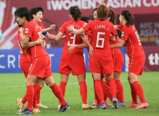 中国女足唯一一次世界杯冠军(中国女足获得更好的世界杯成绩在哪一年?什么成绩?)