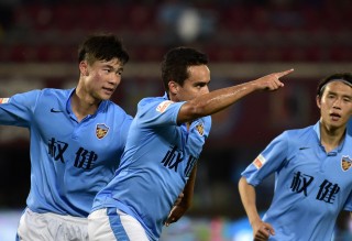 天津权健足球俱乐部(天津权健足球俱乐部外援)