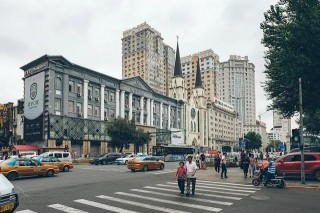 包含阿根廷球迷愿法国别再哭了的词条