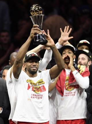 2022年nba总决赛免费观看(2021年nba总决赛在线观看免费)