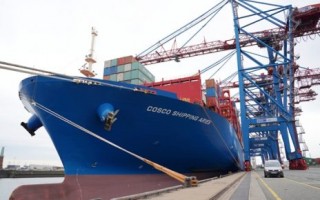 包含德国9月商品进出口额环比下降的词条