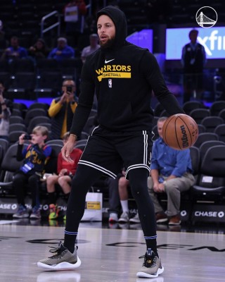 勇士全场比赛录像回放(免费观看nba比赛回放的软件)