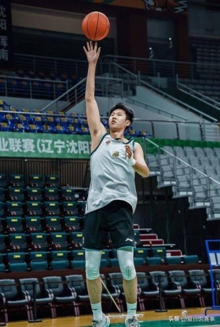 中国男篮球比赛直播(中国男篮球比赛直播时间表)
