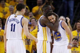 nba常规赛湖人vs雷霆(2021114湖人vs雷霆)