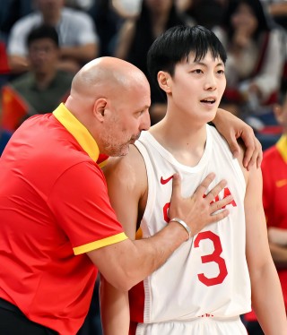 中国男篮vs韩国男篮(中国男篮vs韩国男篮比赛结果)