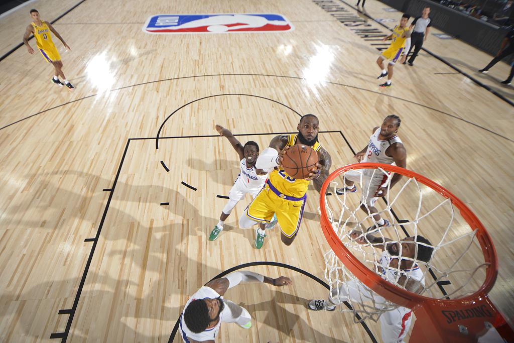 nba湖人快船直播(湖人快船比赛直播在线观看)  第1张