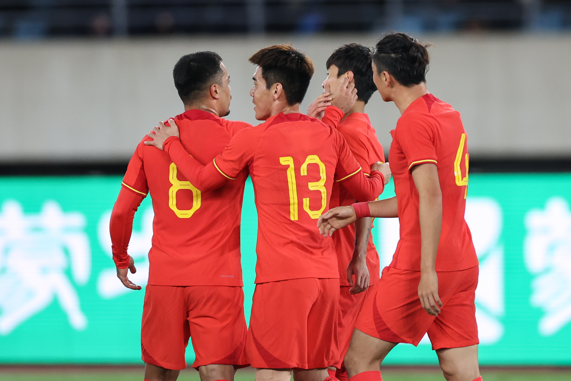 中国男足vs乌兹别克斯坦(中国男足vs乌兹别克斯坦队)  第2张