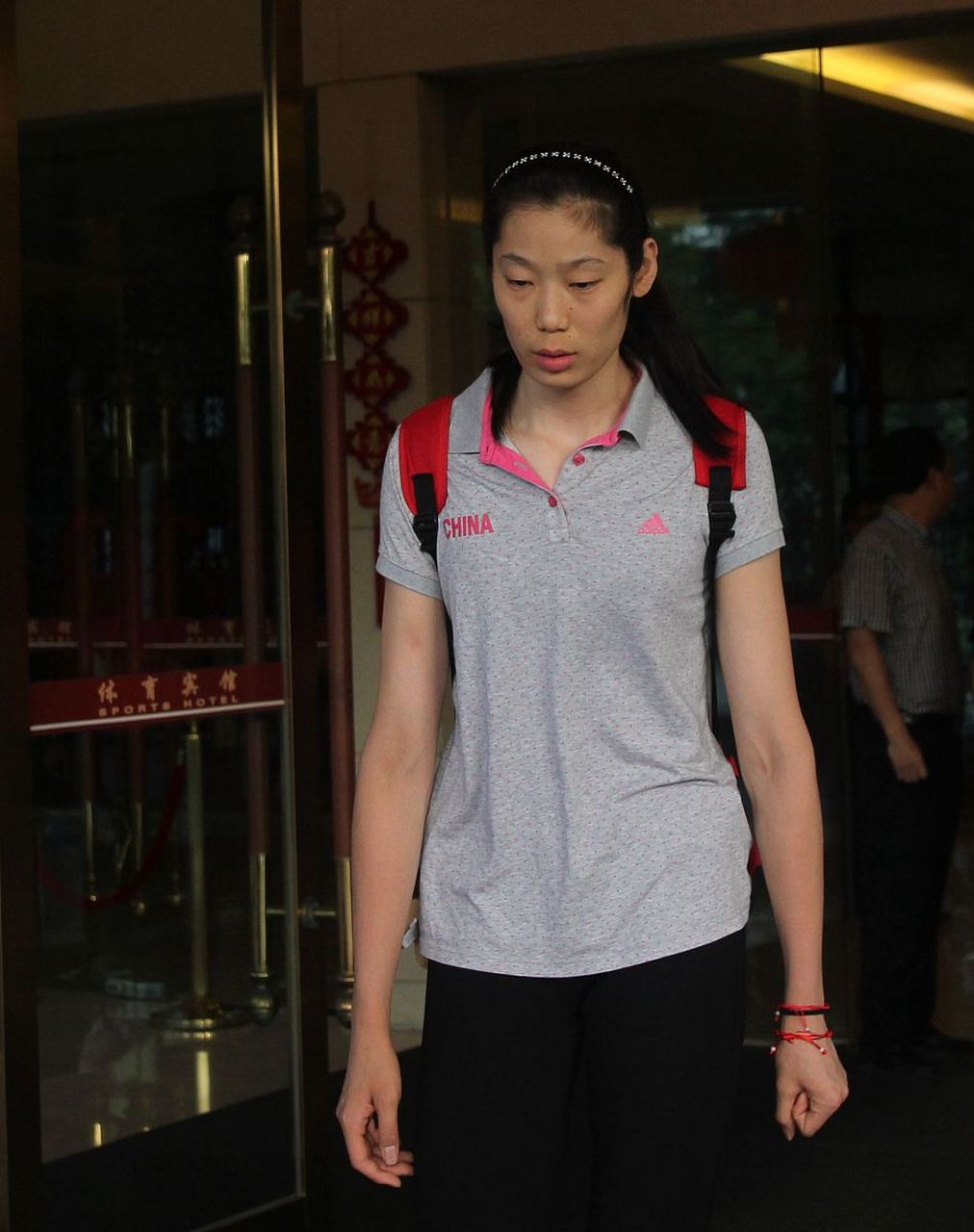 中国女排朱婷(中国女排朱婷现在在哪里)  第1张